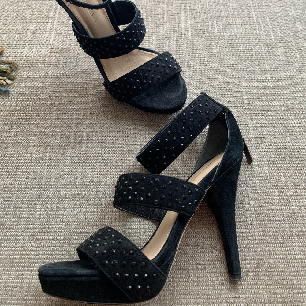 VIA SPIGA Suede Sandal - Picture 4 of 9